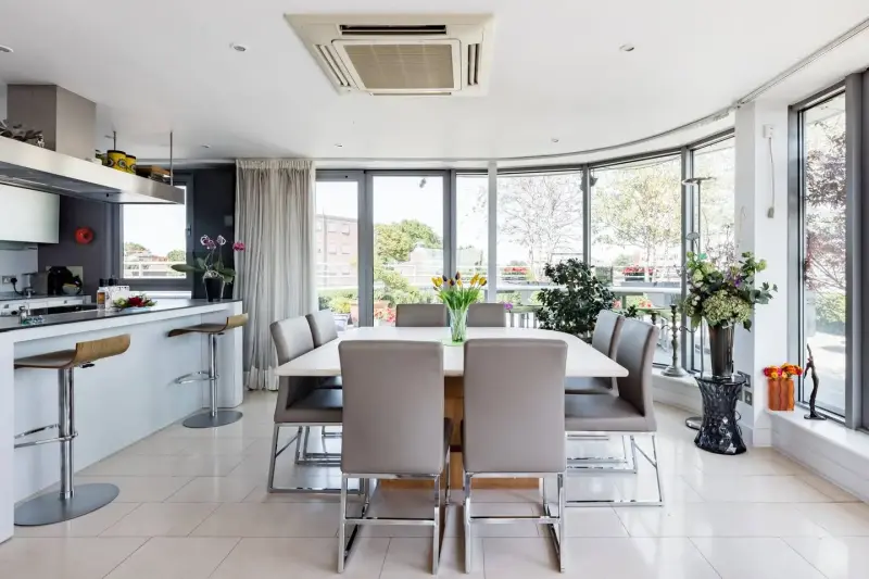 High-rise Penthouse in the Heart of Clerkenwell in Clerkenwell
